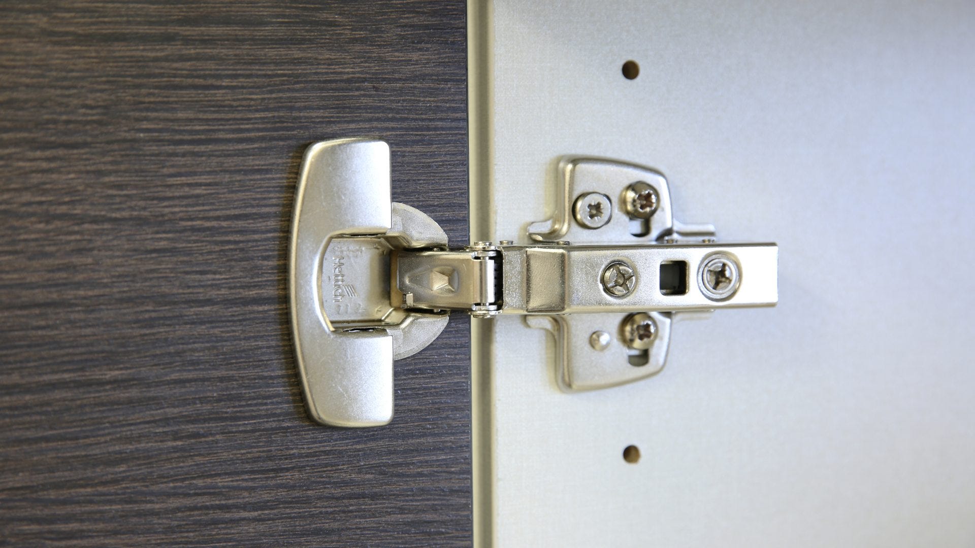 Alpine-Hinge